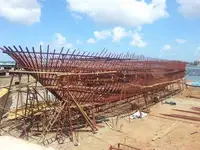 ရေငုပ်အကူသင်္ဘော ရောင်းချရန်အတွက်