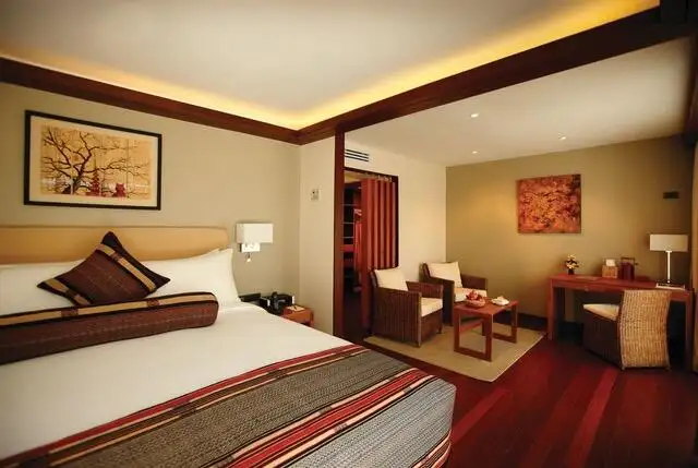ခရုဇ်သင်္ဘော ရောင်းချရန်အတွက်