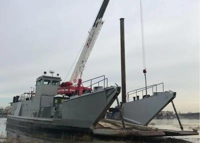 Landing Craft, Tank ရောင်းချရန်အတွက်