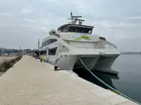 Catamaran ရောင်းရန်