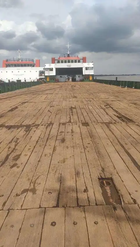 Landing Craft, Tank ရောင်းချရန်အတွက်