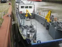 Landing Craft, Tank ရောင်းချရန်အတွက်