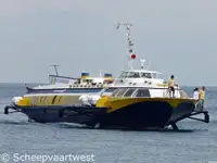 Ro-Ro ship ရောင်းရန်