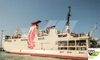 Ro-Ro ship ရောင်းရန်