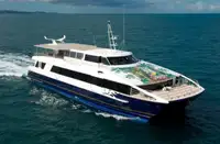Catamaran ရောင်းရန်