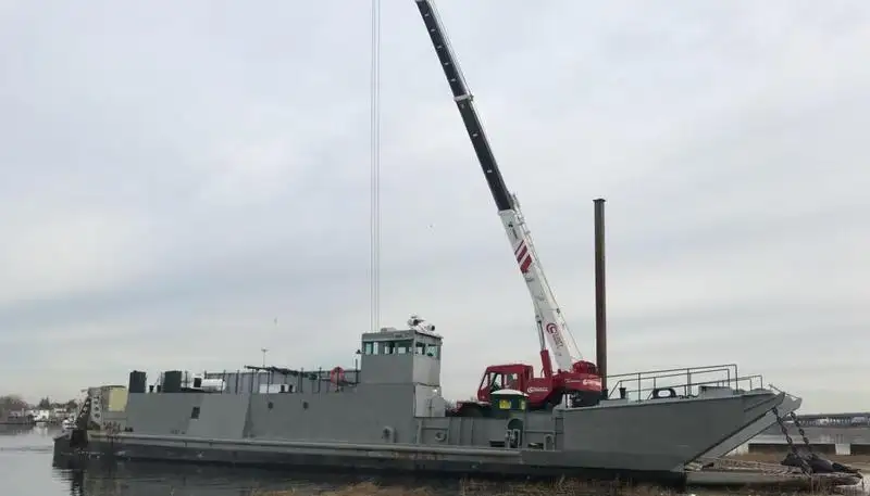 Landing Craft, Tank ရောင်းချရန်အတွက်
