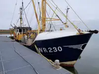 Trawler ရောင်းရန်