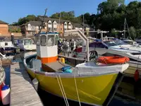 Trawler ရောင်းရန်