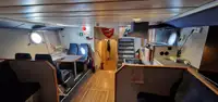 ကယ်ဆယ်သင်္ဘော ရောင်းချရန်အတွက်