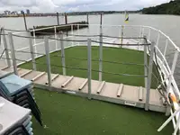 ခရုဇ်သင်္ဘော ရောင်းချရန်အတွက်