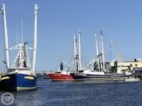 Trawler ရောင်းရန်
