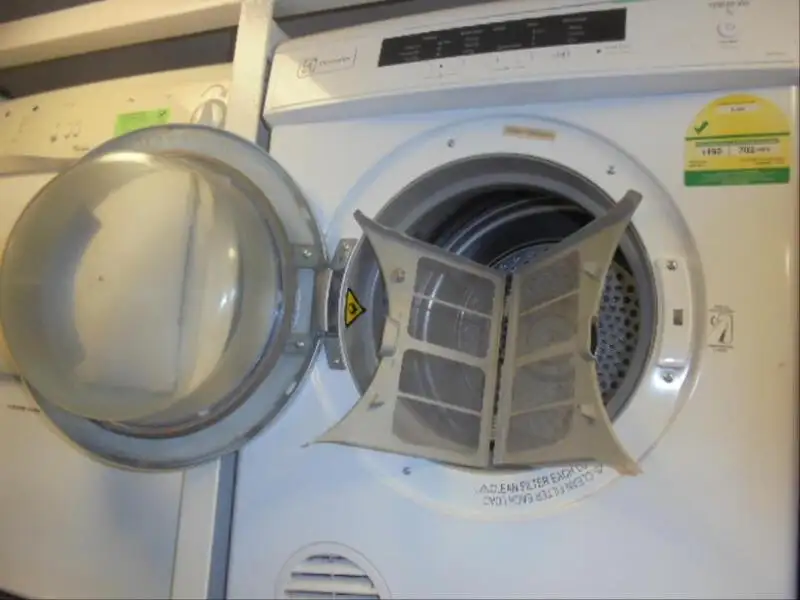 ရေခဲသိုလှောင်သင်္ဘော ရောင်းချရန်အတွက်