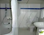 ခရုဇ်သင်္ဘော ရောင်းချရန်အတွက်
