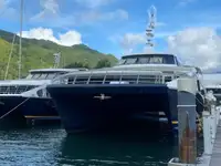 Catamaran ရောင်းရန်