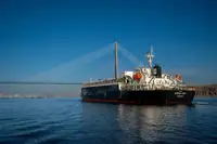 Ro-Ro ship ရောင်းရန်