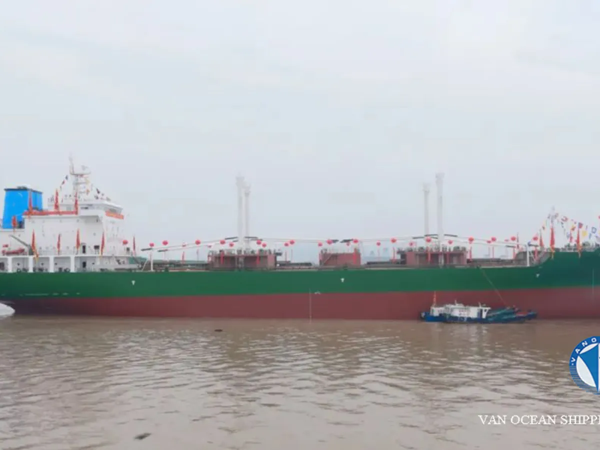 ရေခဲသိုလှောင်သင်္ဘော ရောင်းချရန်အတွက်