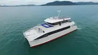 Catamaran ရောင်းရန်