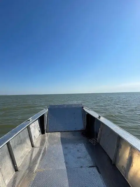 Landing Craft, Tank ရောင်းချရန်အတွက်