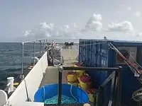 Landing Craft, Tank ရောင်းချရန်အတွက်