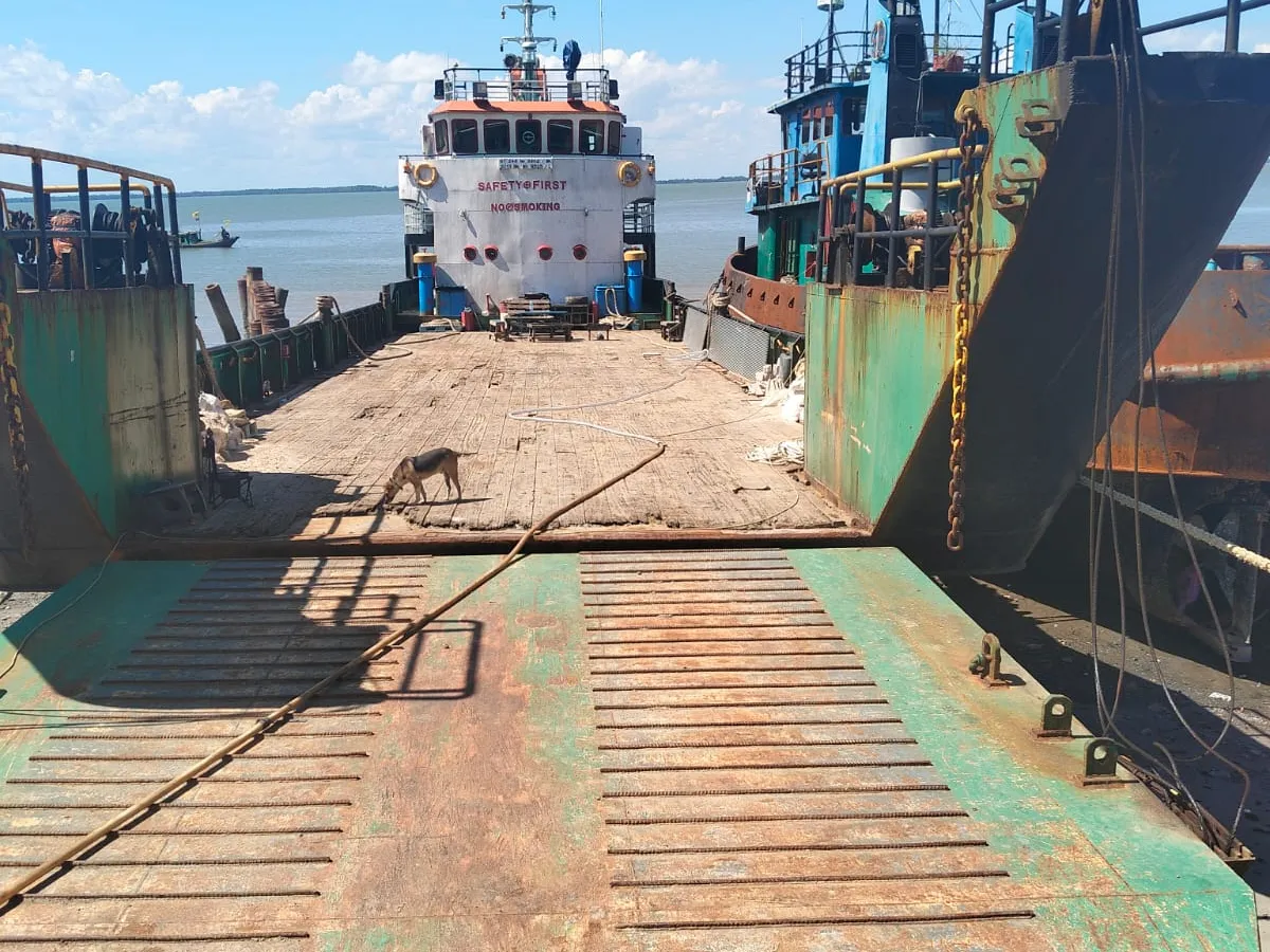 Landing Craft, Tank ရောင်းချရန်အတွက်