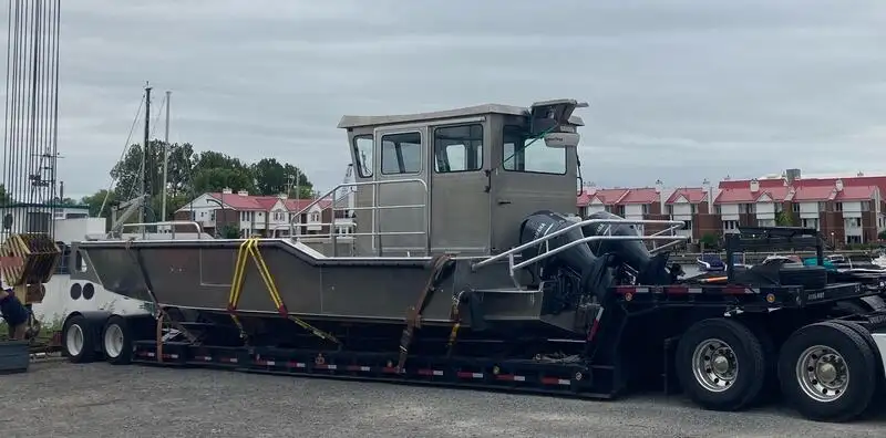 Landing Craft, Tank ရောင်းချရန်အတွက်