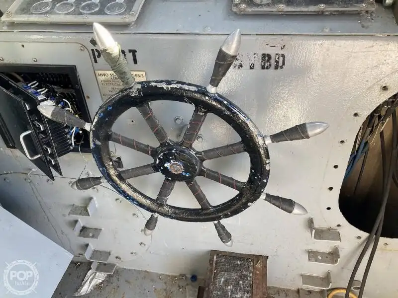 Landing Craft, Tank ရောင်းချရန်အတွက်