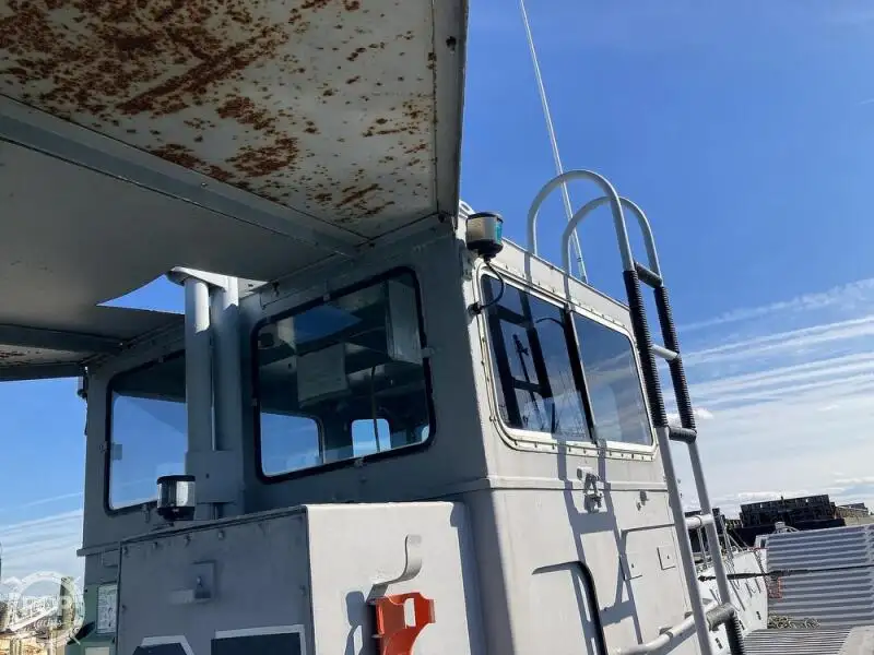 Landing Craft, Tank ရောင်းချရန်အတွက်