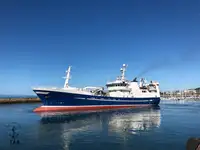 Purse seiner ရောင်းရန်