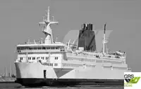 Ro-Ro ship ရောင်းရန်