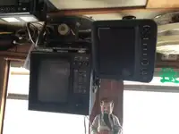 ထရော်လာသင်္ဘော ရောင်းချရန်အတွက်