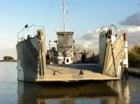 Landing Craft, Tank ရောင်းချရန်အတွက်