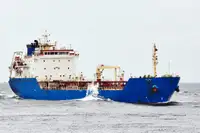 Oil/Chemical tanker ရောင်းရန်