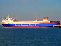 Ro-Ro ship ရောင်းရန်
