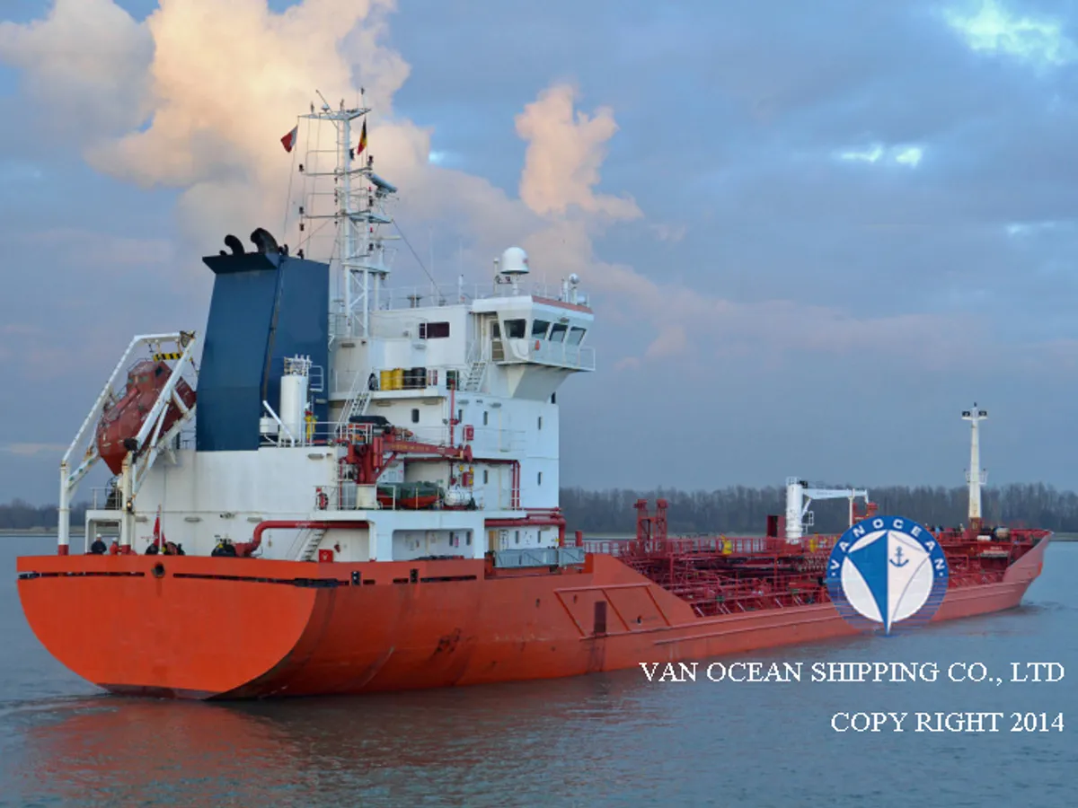 ဆီ/ဓာတ်ရည်သယ်သင်္ဘော ရောင်းချရန်အတွက်