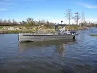 Landing Craft, Tank ရောင်းချရန်အတွက်