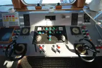 Landing Craft, Tank ရောင်းချရန်အတွက်