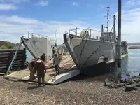 Landing Craft, Tank ရောင်းချရန်အတွက်