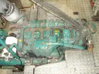 အသက်ရှိ ငါးတင်သင်္ဘော ရောင်းချရန်အတွက်