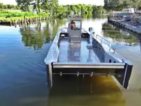Landing Craft, Tank ရောင်းချရန်အတွက်
