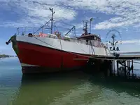 Purse seiner ရောင်းရန်