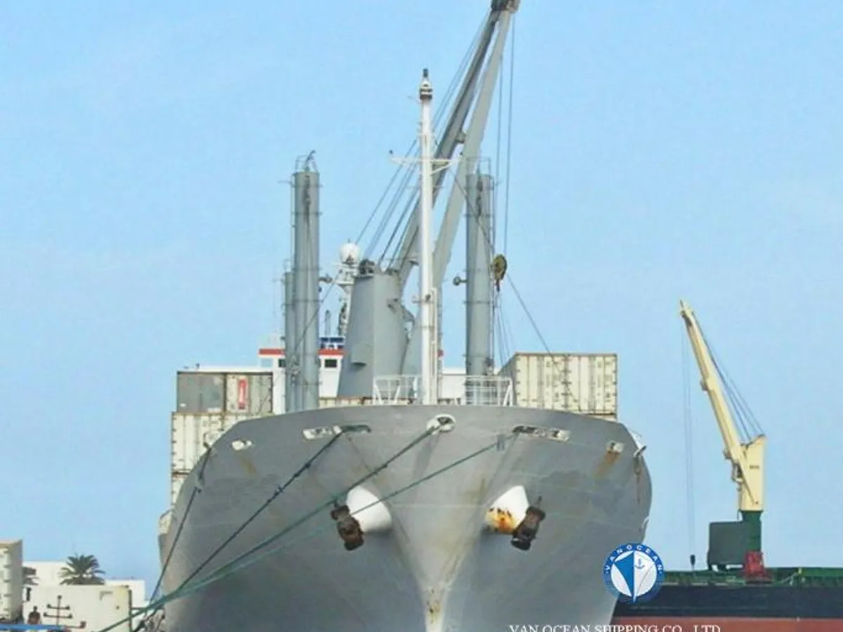 ရေခဲသိုလှောင်သင်္ဘော ရောင်းချရန်အတွက်