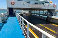 Ro-Ro ship ရောင်းရန်