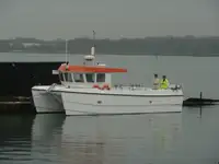 Catamaran ရောင်းရန်