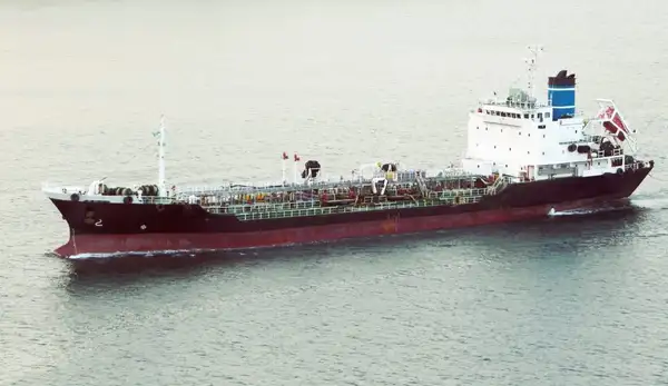 Oil/Chemical tanker for sale