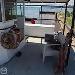 Landing Craft, Tank ရောင်းချရန်အတွက်