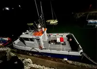 Catamaran ရောင်းရန်