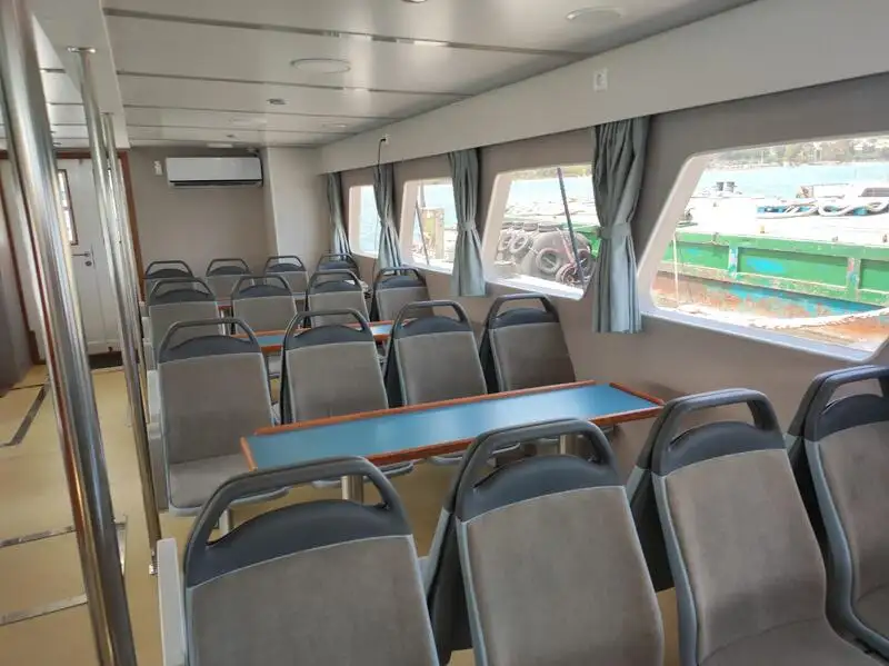 ခရီးသည်တင်သင်္ဘော ရောင်းချရန်အတွက်
