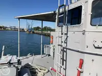Landing Craft, Tank ရောင်းချရန်အတွက်