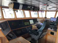 Purse seiner ရောင်းရန်