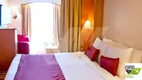 ခရုဇ်သင်္ဘော ရောင်းချရန်အတွက်